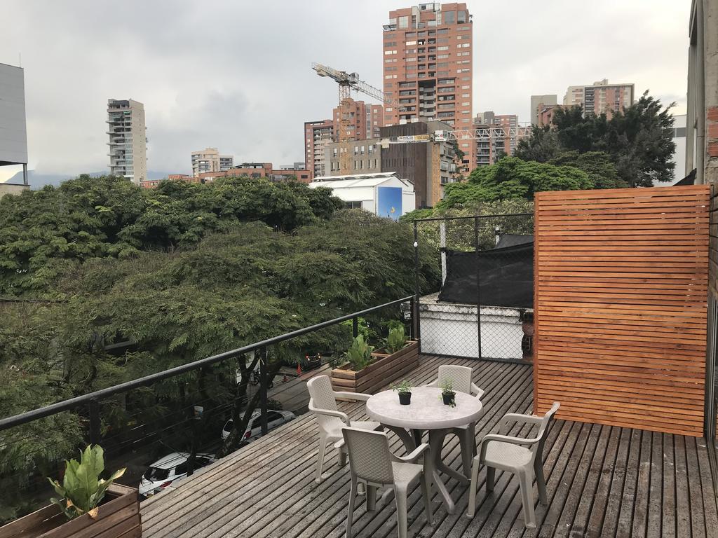 Two Br Apartment Lleras Medellin Exterior photo